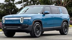 2025 Rivian R1S Adventure