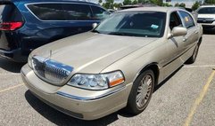 2006 Lincoln Town Car Signature Limited