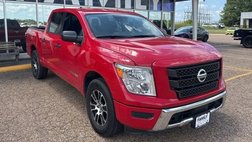 2022 Nissan Titan SV