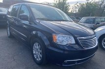 2014 Chrysler Town and Country Touring