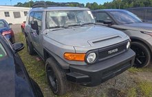 2013 Toyota FJ Cruiser Base