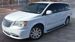 2016 Chrysler Town and Country Touring