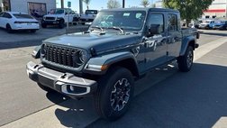 2026 Jeep Gladiator Sahara