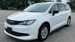 2024 Chrysler Voyager LX