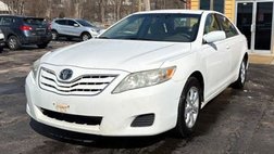 2011 Toyota Camry LE V6