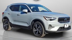 2025 Volvo XC40 B5 Core Bright Theme
