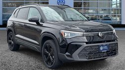 2025 Volkswagen Taos SE Black 4Motion
