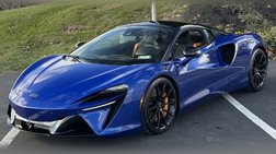 2026 McLaren Artura Base