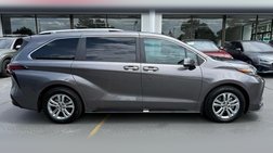 2024 Toyota Sienna Platinum 7-Passenger