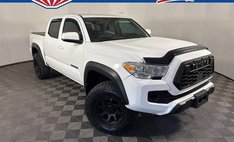 2022 Toyota Tacoma SR